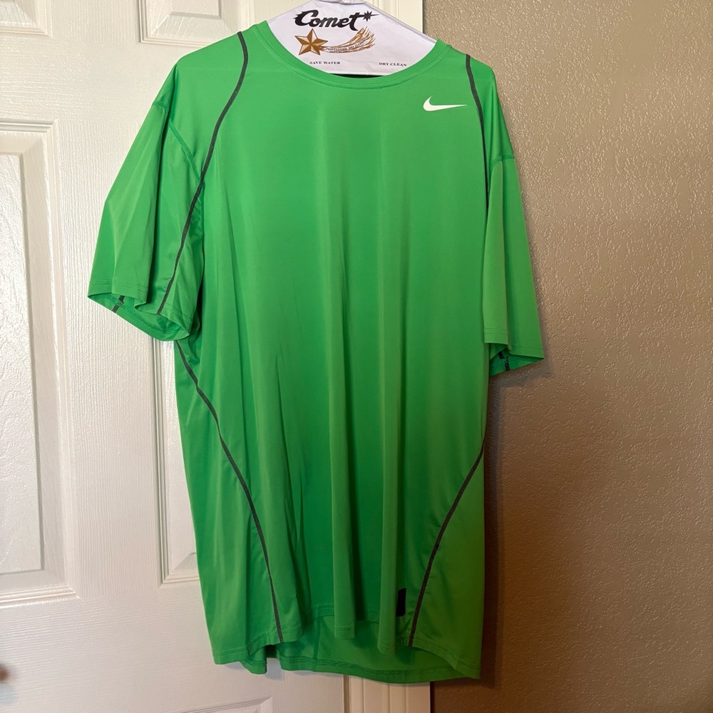 Nike Men’s Lime Green Dri-FIT Shirt size XXL